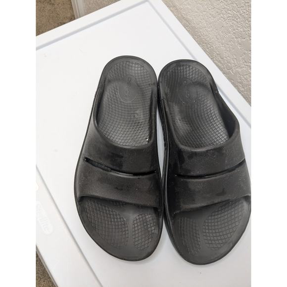 OOFOS OOahh Slide Sandal Women\'s Size 12 Men\'s 10 EU 43 Recovery Sandal Black main image 6